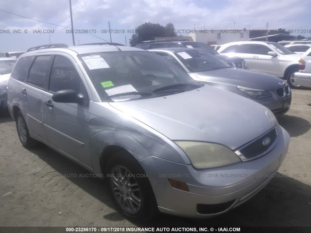 1FAFP36N37W151373 - 2007 FORD FOCUS ZXW/S/SE/SES SILVER photo 1