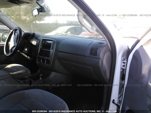 1FMZU73K75UA81009 - 2005 FORD EXPLORER XLT/XLT SPORT/NBX 白色 照片 5
