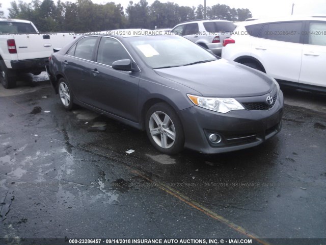 4T1BF1FK3EU809753 - 2014 TOYOTA CAMRY L/SE/LE/XLE Boz foto 1