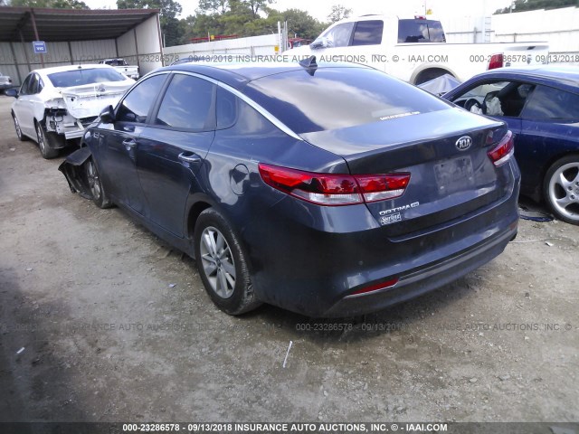 5XXGT4L35HG171646 - 2017 KIA OPTIMA LX GRAY photo 3