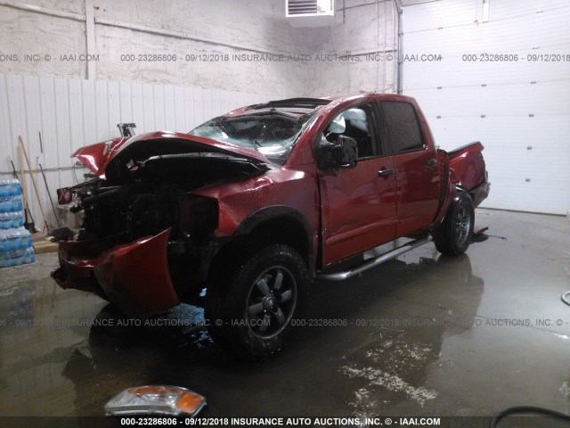 1N6AA0EC9DN310349 - 2013 NISSAN TITAN S/SV/SL/PRO-4X RED photo 2