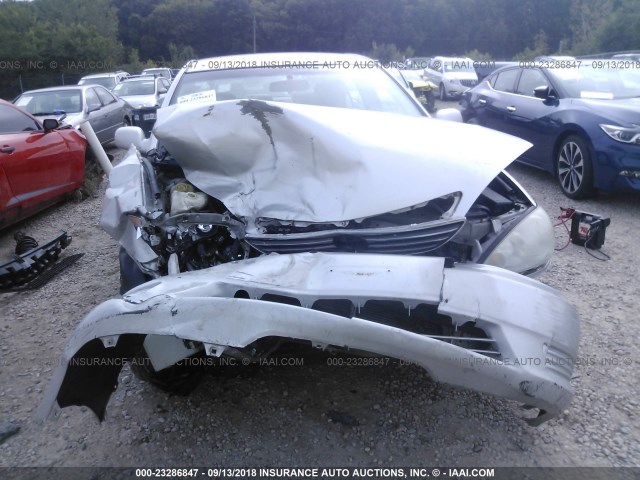 4T1BE32K15U097618 - 2005 TOYOTA CAMRY LE/XLE/SE SILVER photo 6