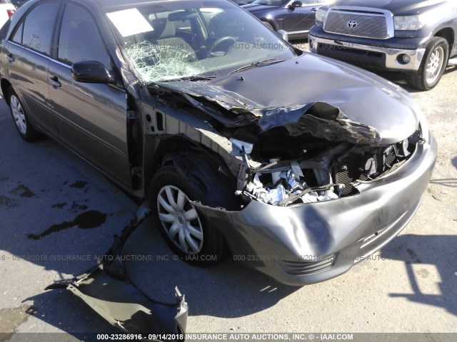 4T1BE32K26U729060 - 2006 TOYOTA CAMRY LE/XLE/SE Сұр фото 6