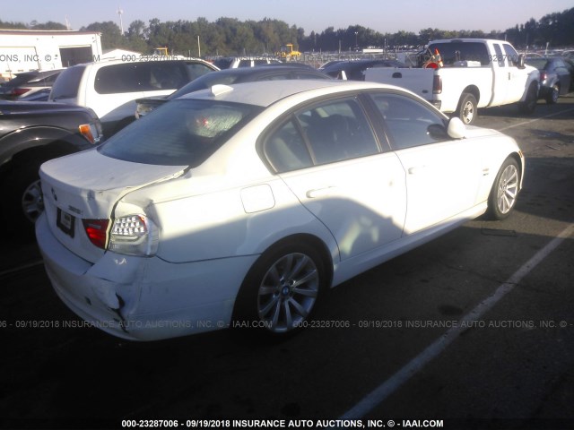 WBAPK5G51BNN24378 - 2011 BMW 328 XI SULEV WHITE photo 4