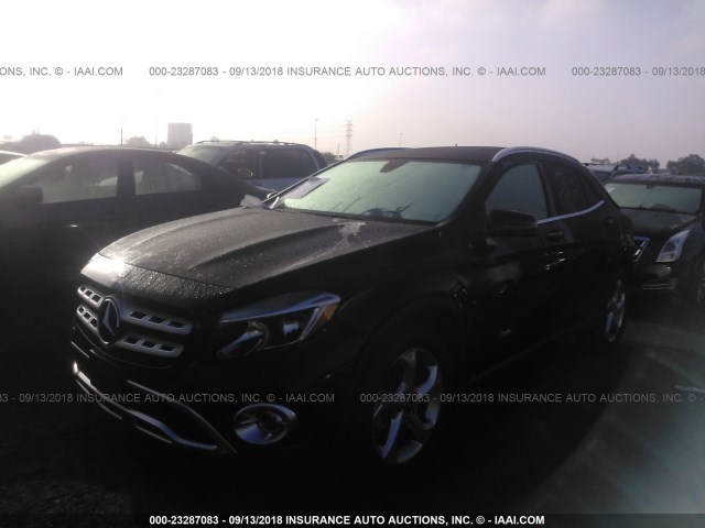 WDCTG4EB1JJ472594 - 2018 MERCEDES-BENZ GLA 250 BLACK photo 2