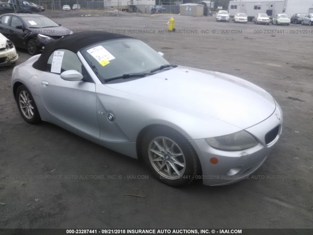 4USBT33515LS56852 - 2005 BMW Z4 2.5 SILVER photo 1