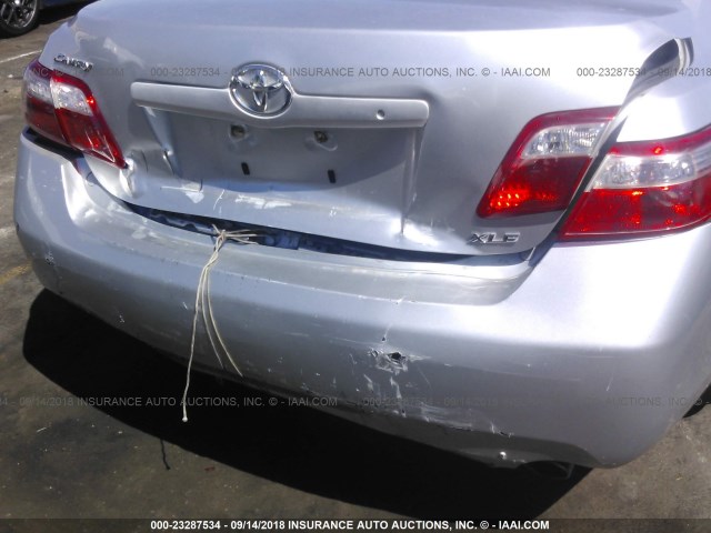 JTNBE46K373067772 - 2007 TOYOTA CAMRY NEW GENERAT CE/LE/XLE/SE SILVER photo 6