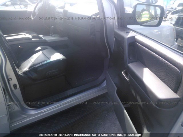 5N1BA08C87N715587 - 2007 NISSAN ARMADA SE/LE SILVER photo 5