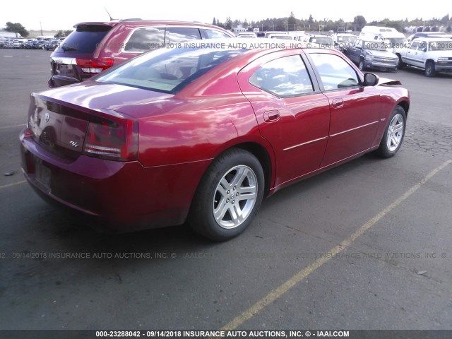 2B3KA53HX6H261355 - 2006 DODGE CHARGER R/T RED photo 4