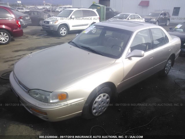 JT2BG12K8T0343371 - 1996 TOYOTA CAMRY DX/LE/XLE TAN photo 2