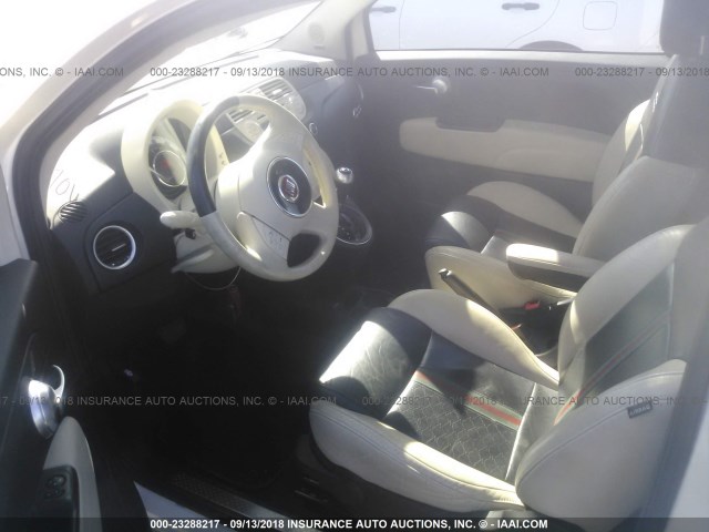 3C3CFFCR1CT254224 - 2012 FIAT 500 LOUNGE WHITE photo 5