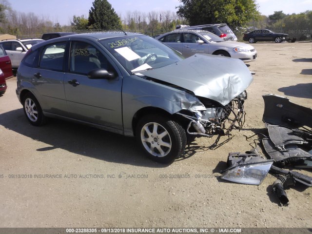 3FAFP37N65R156341 - 2005 FORD FOCUS ZX5 GREEN photo 1