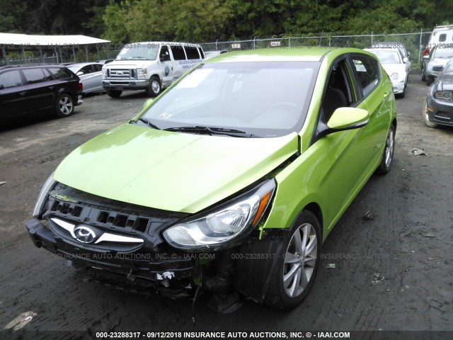 KMHCU5AE1DU119470 - 2013 HYUNDAI ACCENT GLS/SE GREEN photo 2