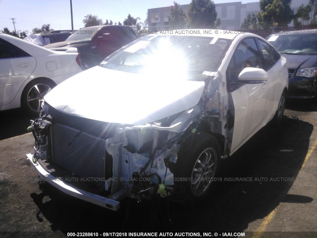 JTDKARFP0H3058358 - 2017 TOYOTA PRIUS PRIME  WHITE photo 2