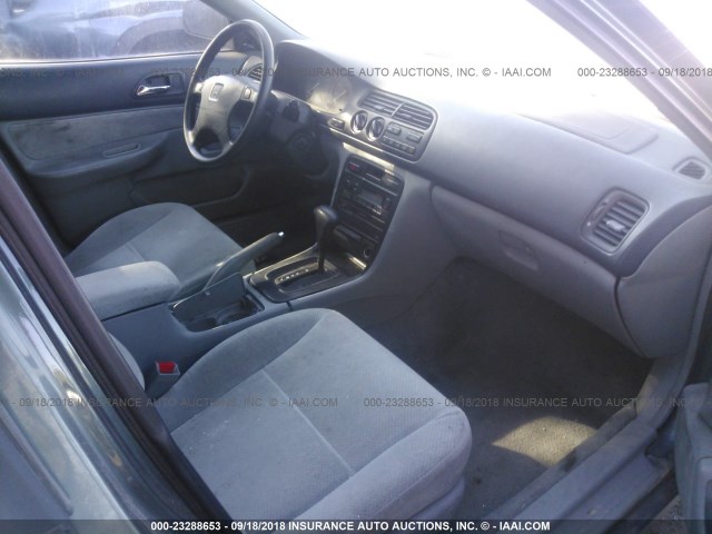 1HGCD5681VA155283 - 1997 HONDA ACCORD VALUE GREEN photo 5