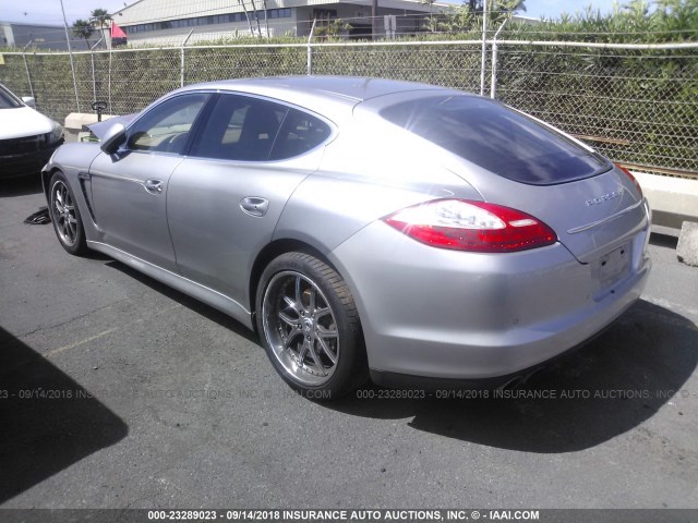 WP0AB2A79AL064270 - 2010 PORSCHE PANAMERA S/4 SILVER photo 3