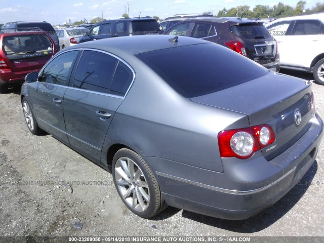 WVWEK73C07P110014 - 2007 VOLKSWAGEN PASSAT 2.0T LUXURY LEATHER SILVER photo 3