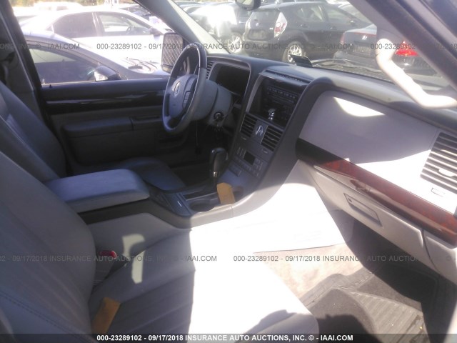 5LMEU68H04ZJ52944 - 2004 LINCOLN AVIATOR BLACK photo 5