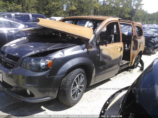 2C4RDGEG6HR737134 - 2017 DODGE GRAND CARAVAN GT GRAY photo 2