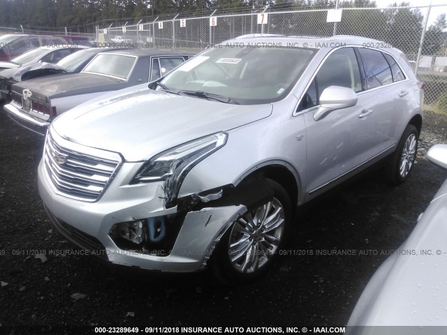 1GYKNFRS9JZ197579 - 2018 CADILLAC XT5 PREMIUM LUXURY SILVER photo 2