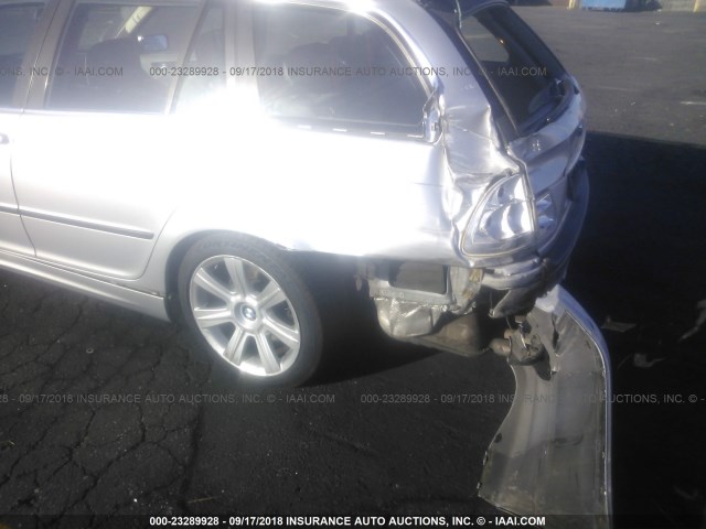 WBAEN33493PC12060 - 2003 BMW 325 IT SILVER photo 6