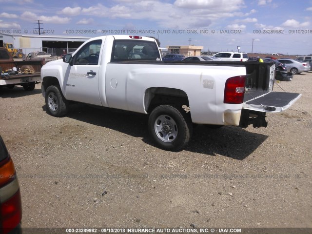 1GC0CVCG0DF243131 - 2013 CHEVROLET SILVERADO C2500 HEAVY DUTY WHITE photo 3