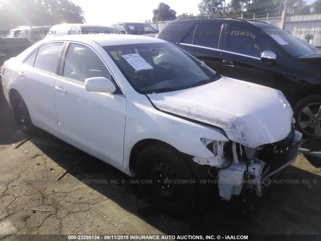 4T1BF3EK5BU601463 - 2011 TOYOTA CAMRY SE/LE/XLE თეთრი ფოტო 1