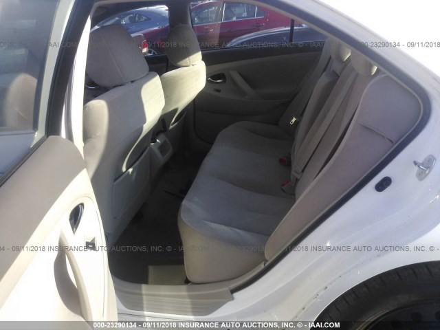 4T1BF3EK5BU601463 - 2011 TOYOTA CAMRY SE/LE/XLE თეთრი ფოტო 8