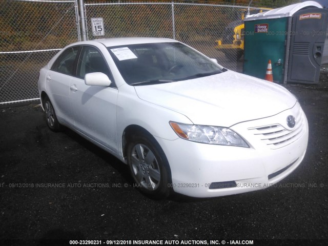 4T1BE46K98U769039 - 2008 TOYOTA CAMRY CE/LE/XLE/SE WHITE photo 1