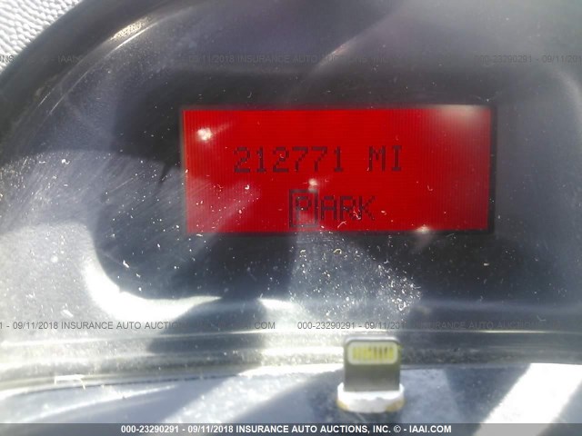 2G2WS522641223223 - 2004 PONTIAC GRAND PRIX GT2 ვერცხლისფერი ფოტო 7