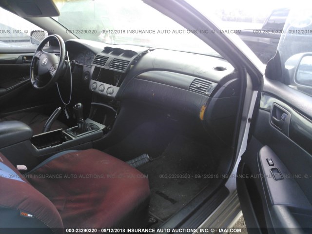 4T1CE38P64U802208 - 2004 TOYOTA CAMRY SOLARA SE/SLE Gümüş foto 5