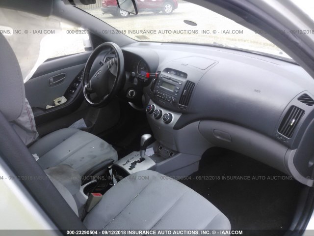 KMHDU46D09U656000 - 2009 HYUNDAI ELANTRA GLS/SE SILVER photo 5