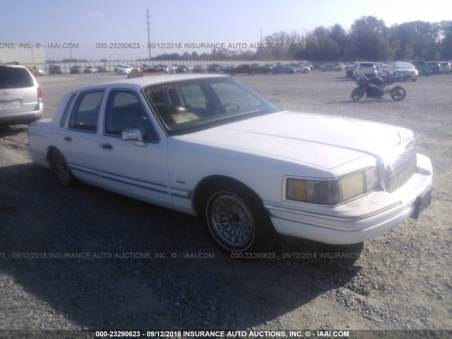 1LNLM81W0RY756313 - 1994 LINCOLN TOWN CAR EXECUTIVE WHITE photo 1