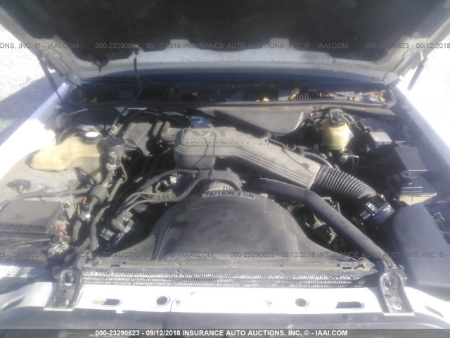 1LNLM81W0RY756313 - 1994 LINCOLN TOWN CAR EXECUTIVE WHITE photo 10