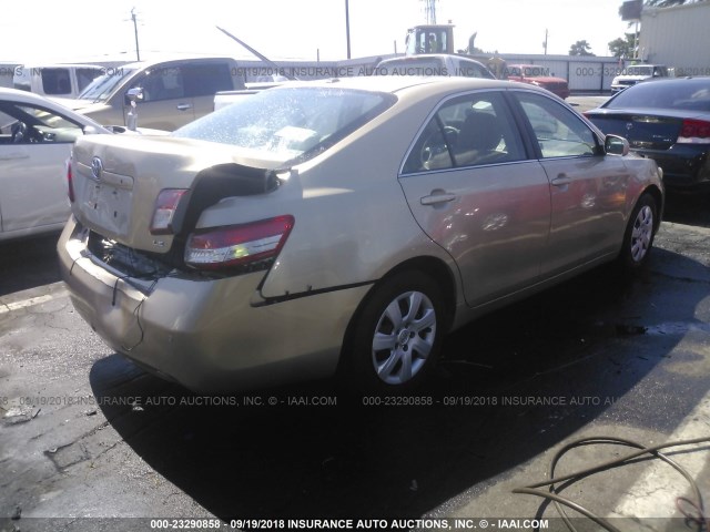 4T1BF3EK4BU769479 - 2011 TOYOTA CAMRY SE/LE/XLE ოქროსფერი ფოტო 4