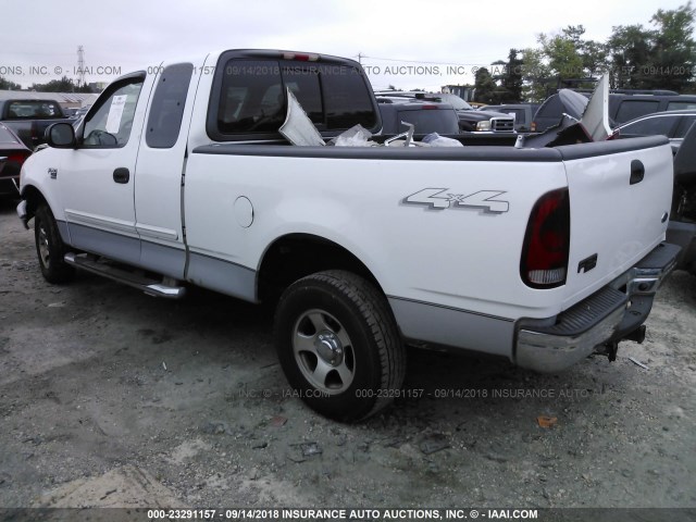 2FTRX18W74CA24568 - 2004 FORD F-150 HERITAGE CLASSIC WHITE photo 3