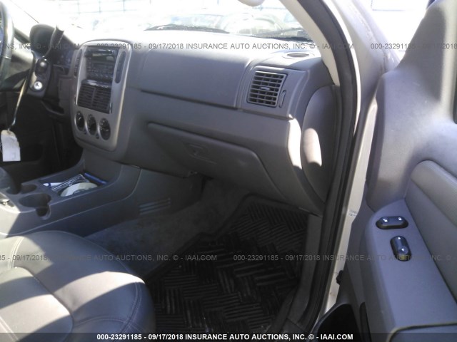 1FMZU73K63UC03677 - 2003 FORD EXPLORER XLT/XLT SPORT/NBX 银色 照片 5