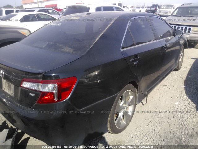 4T1BK1FK7CU019865 - 2012 TOYOTA CAMRY SE/XLE BLACK photo 4