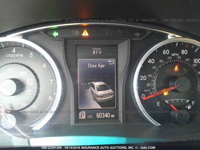 4T1BF1FK0GU578457 - 2016 TOYOTA CAMRY LE/XLE/SE/XSE WHITE photo 7