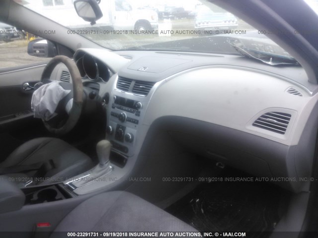 1G1ZB5E10BF189435 - 2011 CHEVROLET MALIBU LS 黑色 照片 5