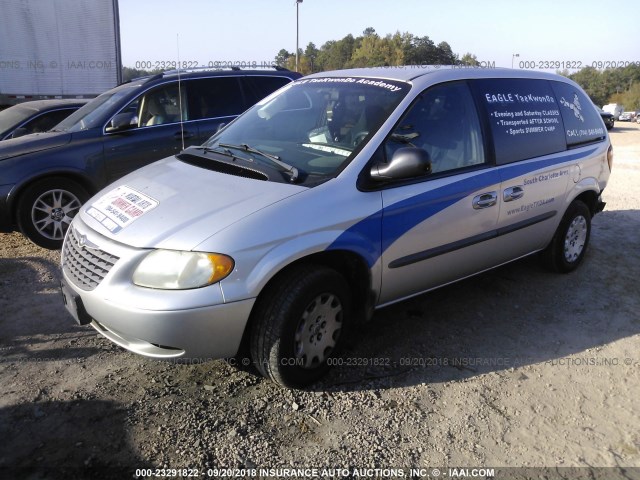 1C4GJ45323B129324 - 2003 CHRYSLER VOYAGER LX SILVER photo 2