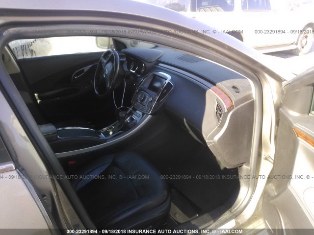 1G4GE5GV8AF200858 - 2010 BUICK LACROSSE CXS BROWN photo 5