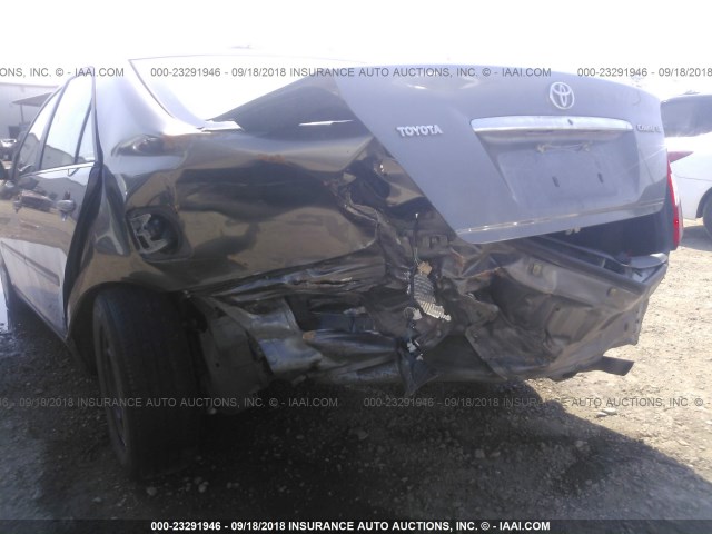 4T1BE32K12U524842 - 2002 TOYOTA CAMRY LE/XLE/SE Күміс фото 6