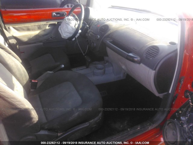 3VWBK31C04M417597 - 2004 VOLKSWAGEN NEW BEETLE GL 橙色 照片 5