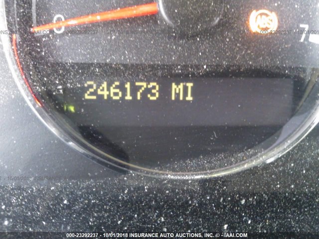 1GNDV23157D216195 - 2007 CHEVROLET UPLANDER LS WHITE photo 7