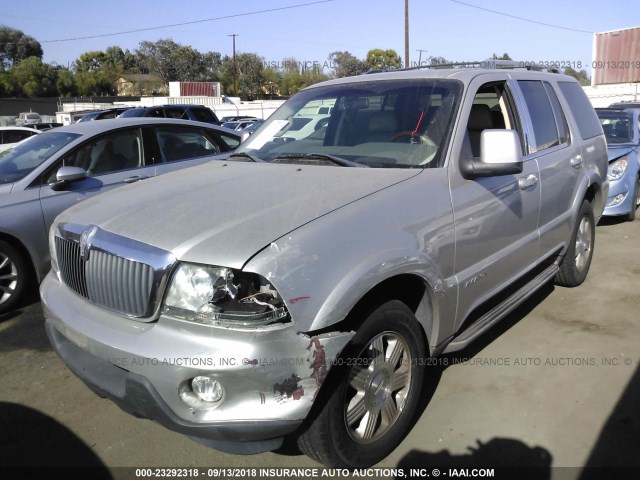 5LMEU78H83ZJ17847 - 2003 LINCOLN AVIATOR 银色 照片 2