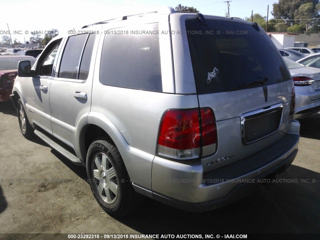 5LMEU78H83ZJ17847 - 2003 LINCOLN AVIATOR 银色 照片 3