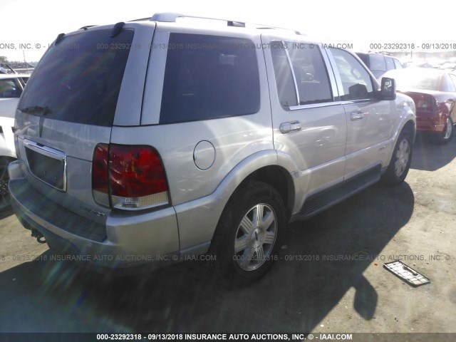5LMEU78H83ZJ17847 - 2003 LINCOLN AVIATOR 银色 照片 4