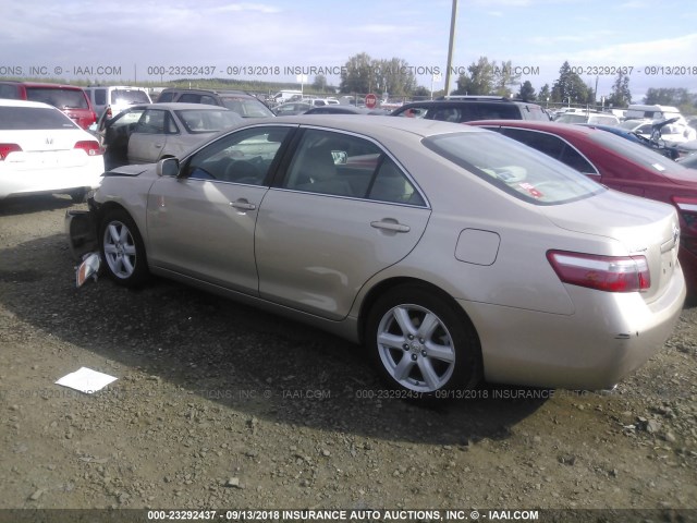 4T1BK46K77U537126 - 2007 TOYOTA CAMRY NEW GENERAT LE/XLE/SE SILVER photo 3