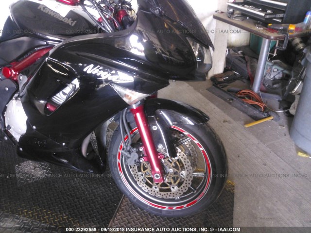 JKAEXEA166A011166 - 2006 KAWASAKI EX650 A6F 黑色 照片 5